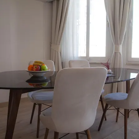 Apartamento Mavi Avlu - Main Square Old Town Antalya