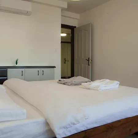 Mavi Avlu - Main Square Old Town * Antalya