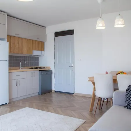 Mavi Avlu - Main Square Old Town Apartment Antalya