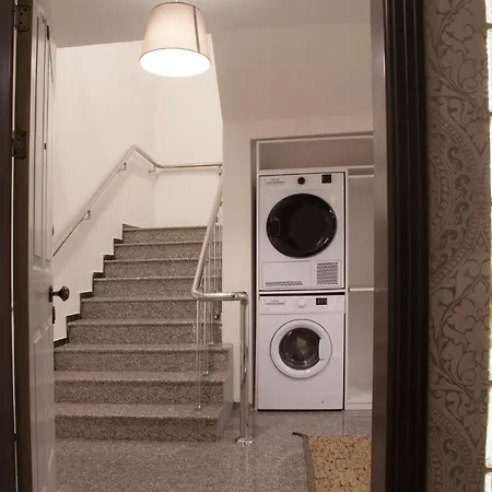 Mavi Avlu - Main Square Old Town 安塔利亚